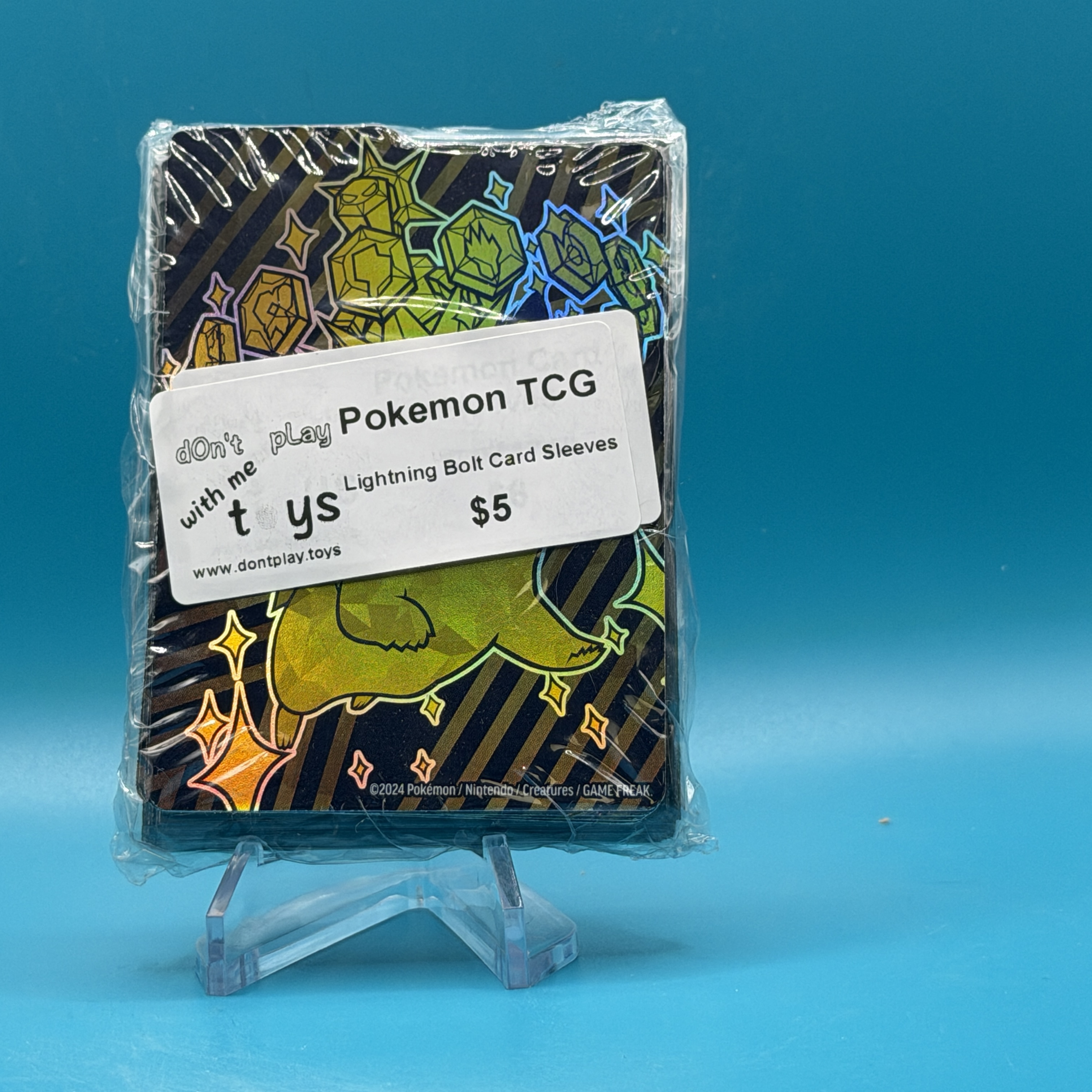 Lightning Bold Card Sleeves