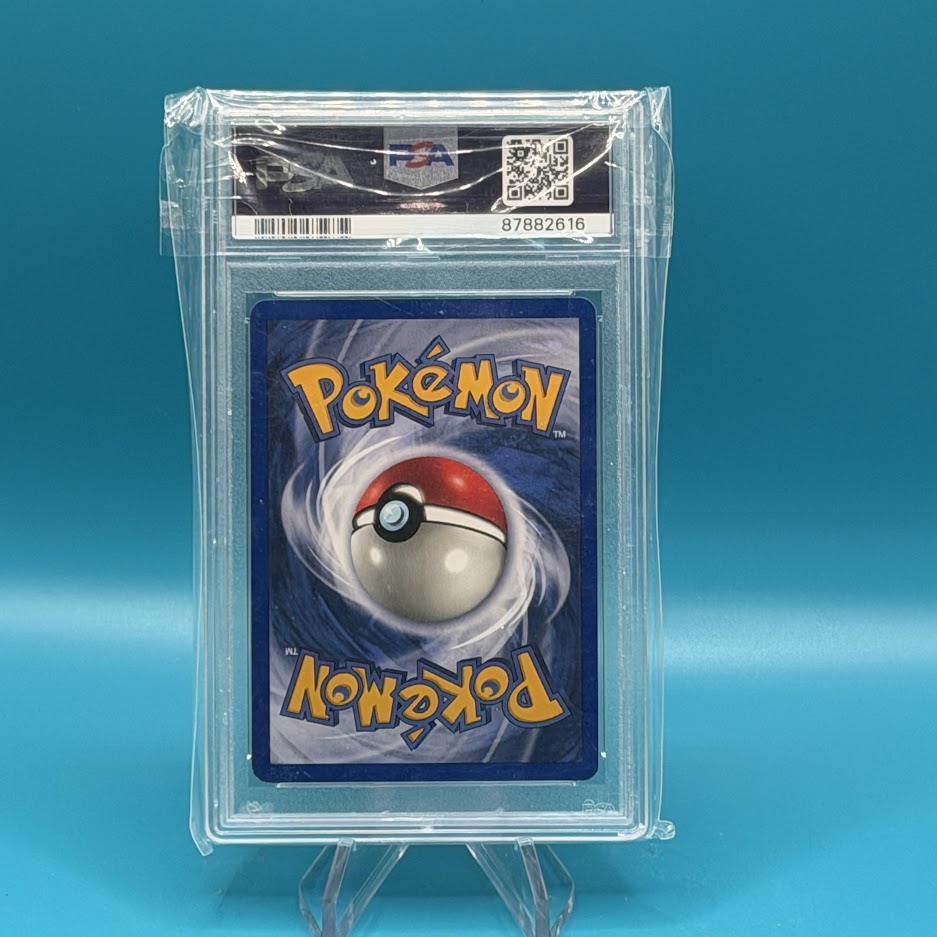 Machamp (Base Set Shadowless) PSA7